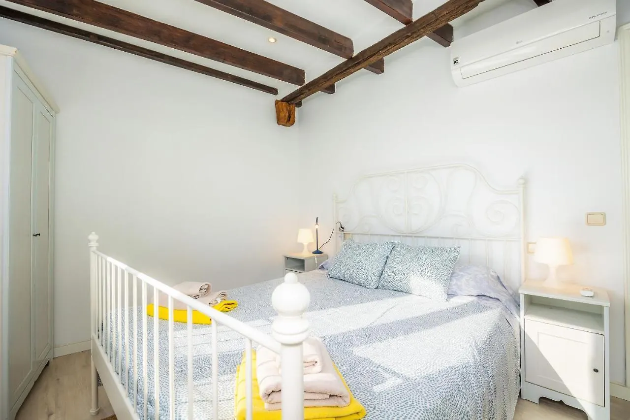 Apartamento Can Roses Moscari 0*,  Spanyolország